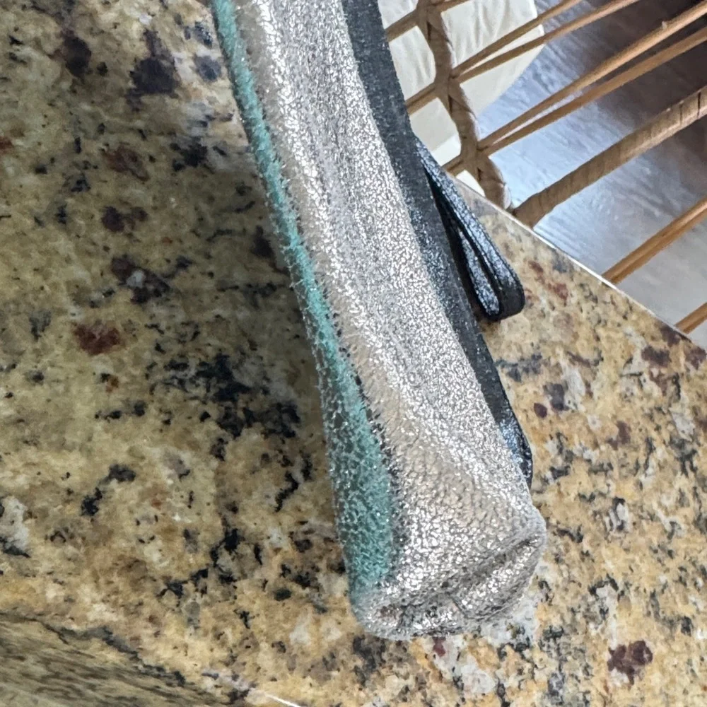 Street Level Black and Silver Wristlet